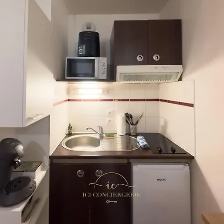 Le Cosy Saint-cyr Apartment *